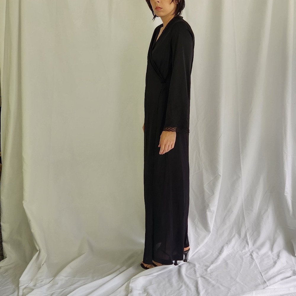 70s/80s Black Nylon‎ Robe - Picture 2 of 6